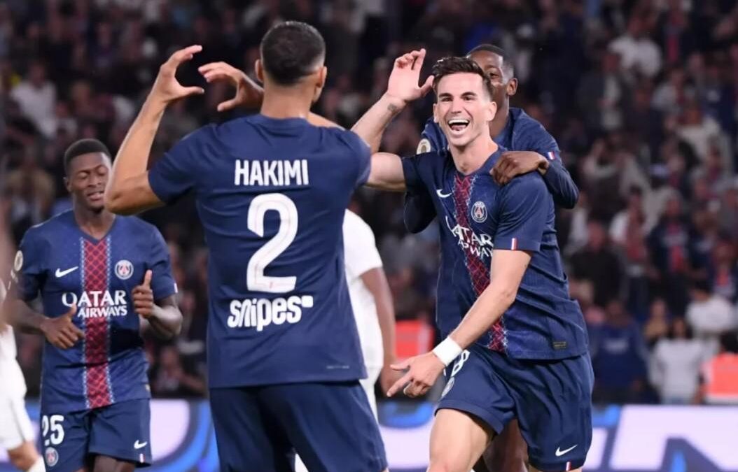 Paris Saint-Germain: Khởi Đầu Hứa Hẹn Tại Ligue 1