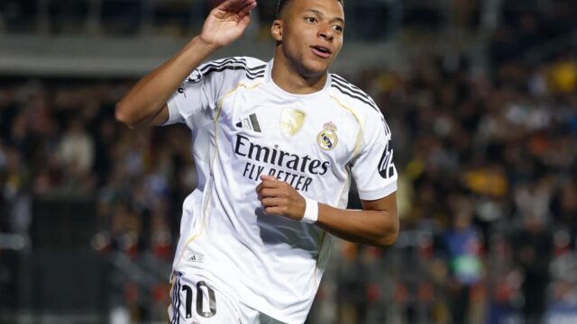 Kylian Mbappe Lập Công, Real Madrid Đánh Bại Levante Giữ Vững Cuộc Đua Với Barcelona
