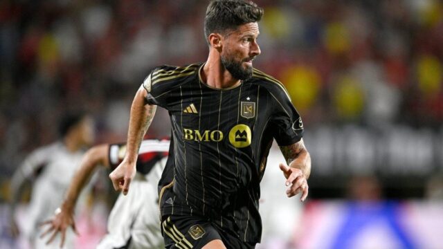 Olivier Giroud Quay Về Ligue 1: Một Chương Mới Trong Sự Nghiệp