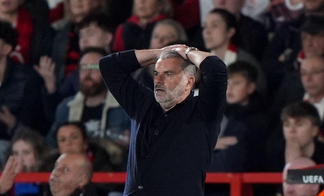 Áp Lực Gia Tăng Đối Với HLV Postecoglou Tại Nottingham Forest